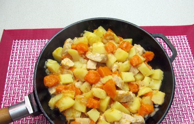Stew with Chicken, Potatoes and Pumpkin step 11
