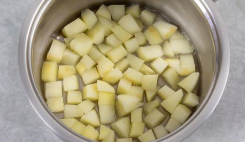 Kefir Jelly with Apples and Cinnamon step 3