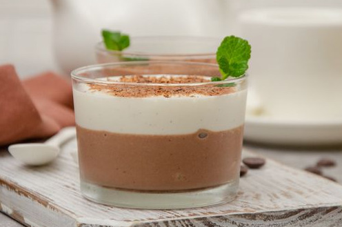 Sour Cream Jelly with Banana and Cocoa