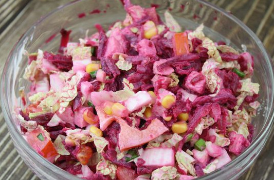 Peking Cabbage, Chicken, Beetroot, Tomato and Corn Salad step 12
