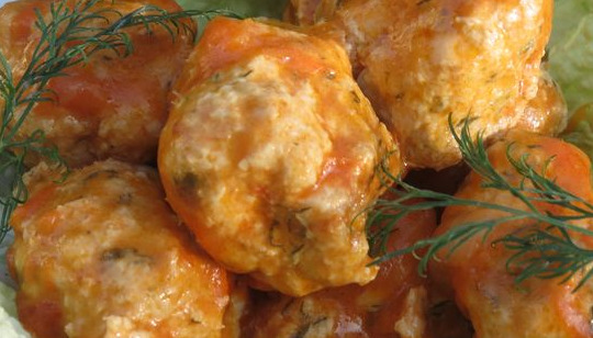 Turkey Meatballs, with Peking Cabbage, Stewed in Tomato-Sour Cream Sauce