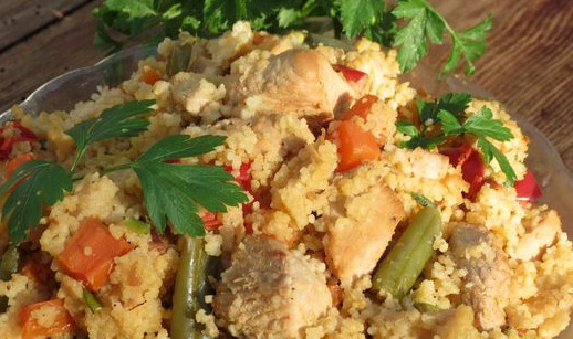 Couscous with Chicken, Vegetables and Green Beans (in a Pan)