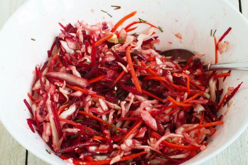 Cabbage, Fresh Beet and Carrot Salad step 6