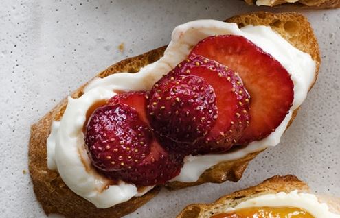 Bruschetta with Strawberries in Balsamic Vinegar