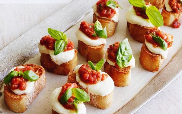 Bruschetta with Tomatoes, Mozzarella and Basil
