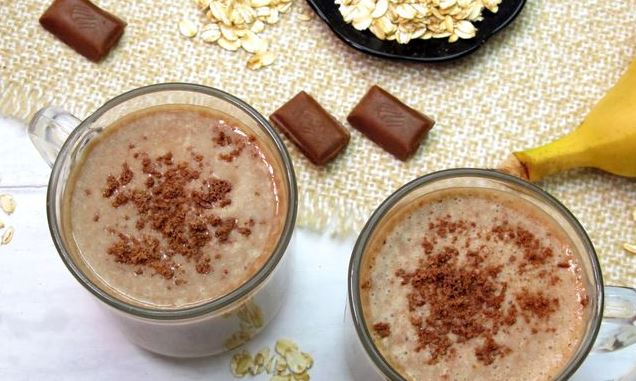 Coffee Banana Smoothie with Oatmeal
