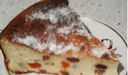 Cottage Cheese Casserole with Dried Apricots and Raisins
