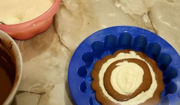 Cottage Cheese Casserole “Zebra” step 4