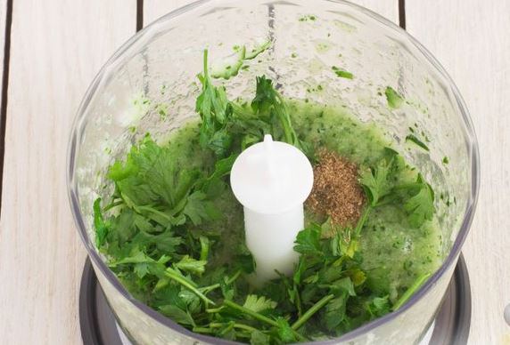 Cucumber and Parsley Smoothies step 2