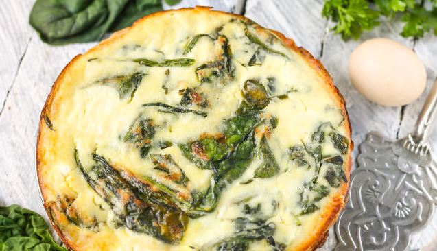 Delicious Open Quiche with Spinach and Cheese