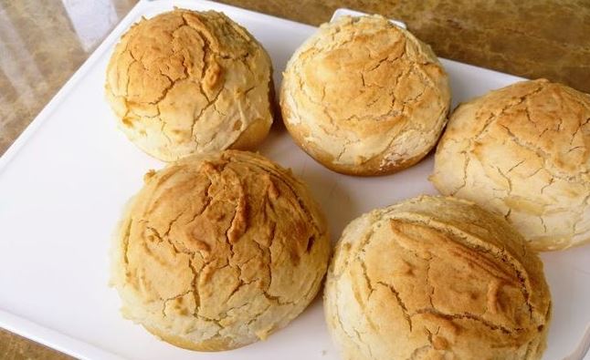 Dutch Bread with a Crispy Crust