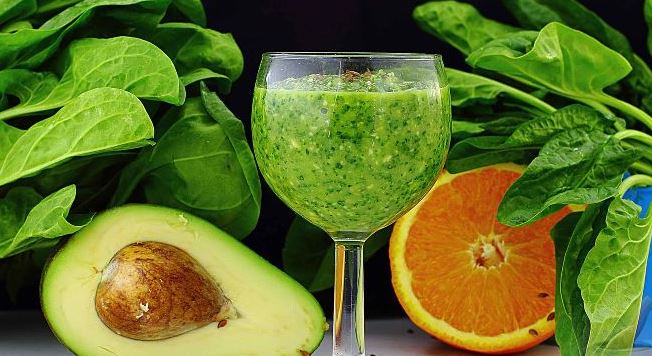Fruit Smoothie with Avocado and Spinach