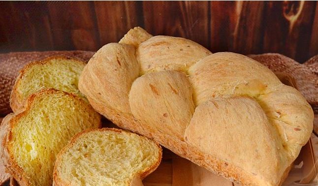 Homemade Bread with Cheese
