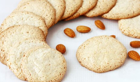 Fragile Macaroons