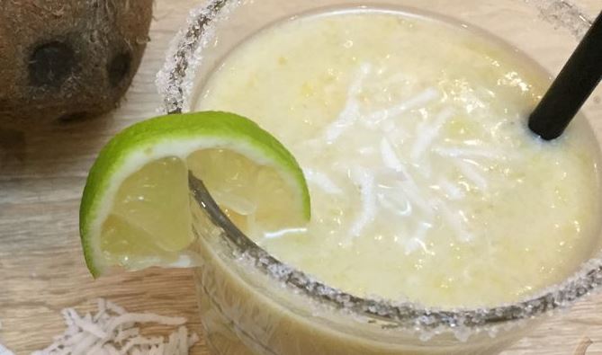 Mango Smoothie with Coconut Milk