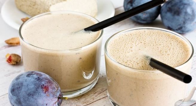 Milkshake with Halva and Plums