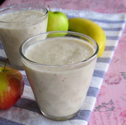 Oatmeal Fruit Smoothie