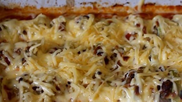 Oven-Baked Zucchini with Minced Meat and Rice step 3