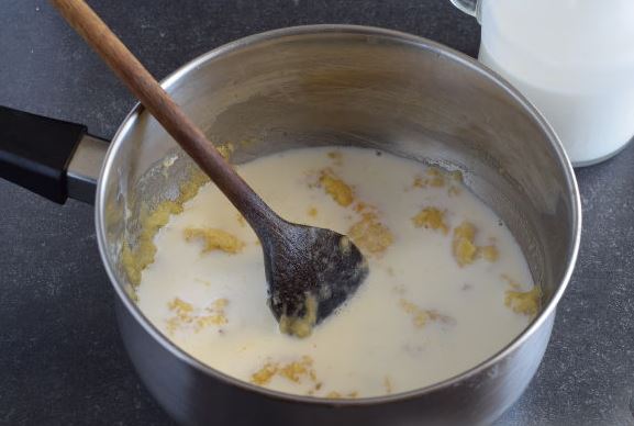 Pasta Casserole with Meat and Béchamel Sauce step 3