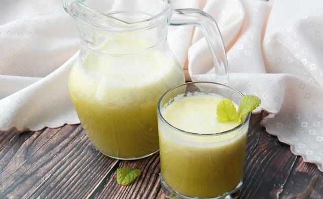 Pineapple Ginger Smoothie with Cucumber step 5