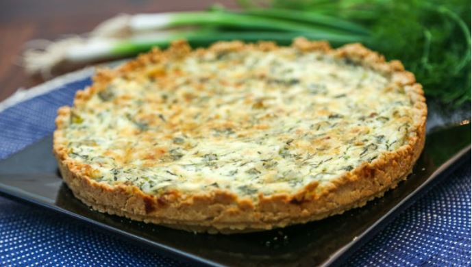Quiche with Herbs, Cottage Cheese, and Cheese