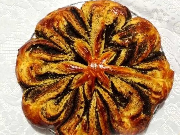 Easter Flower Pie with Two Fillings