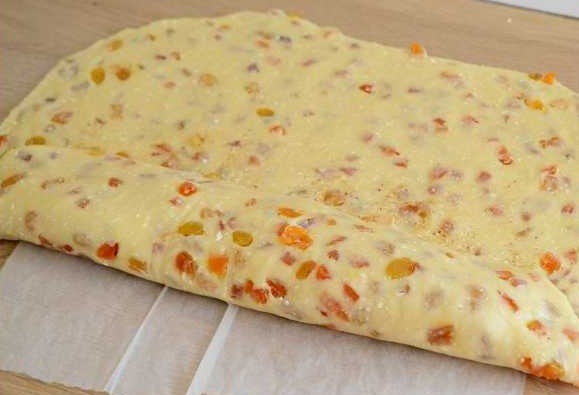 Curd Stollen Strudel with Apples step 10