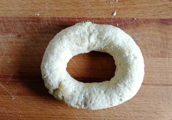 Cottage Cheese Bagels with Cheese and Sesame Seeds step 8