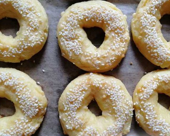 Cottage Cheese Bagels with Cheese and Sesame Seeds step 11
