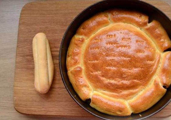 Yeast Cake “Hot dog” with Sausages and Cheese step 15