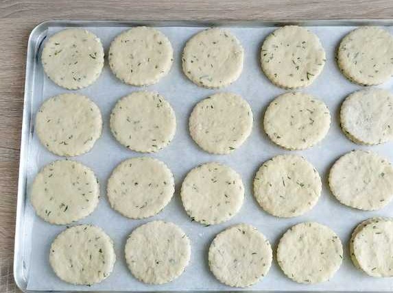 Unsweetened Shortbreads with Dill step 12