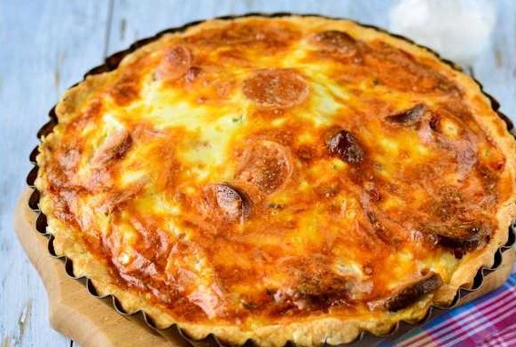 Snack Pie with Sausages, Cheese and Green Onions step 12