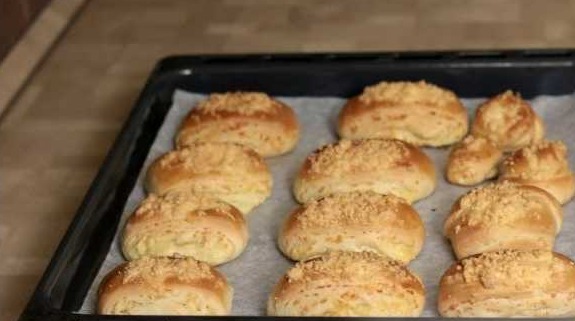 Puff Cheese Buns step 21