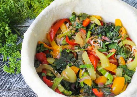 Lean Pie with Cabbage, Bell Peppers and Herbs step 5
