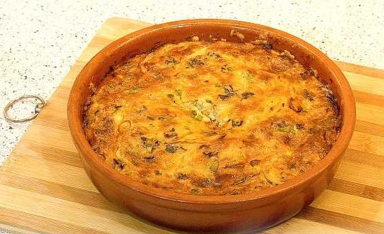 Tart “Plenty” (Open Pie with Bacon, Cheese and Onions)