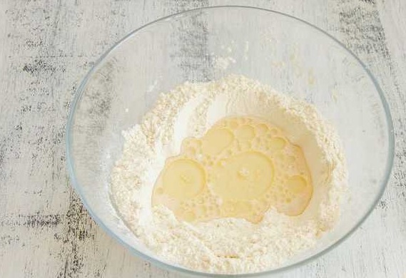 Buns with Cottage Cheese, Cheese and Herbs step 2