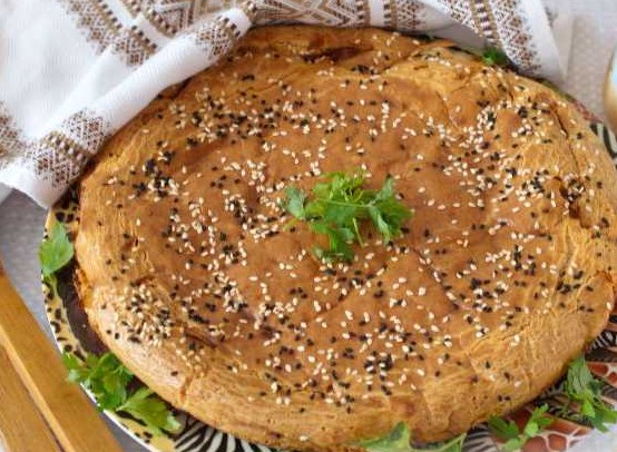 Cabbage Jellied Pie with Mayonnaise and Sour Cream