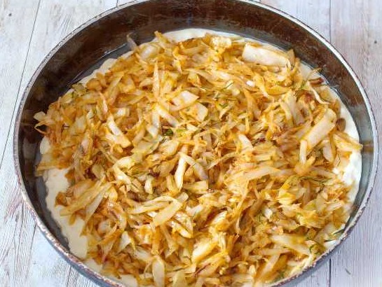 Cabbage Jellied Pie with Mayonnaise and Sour Cream step 9