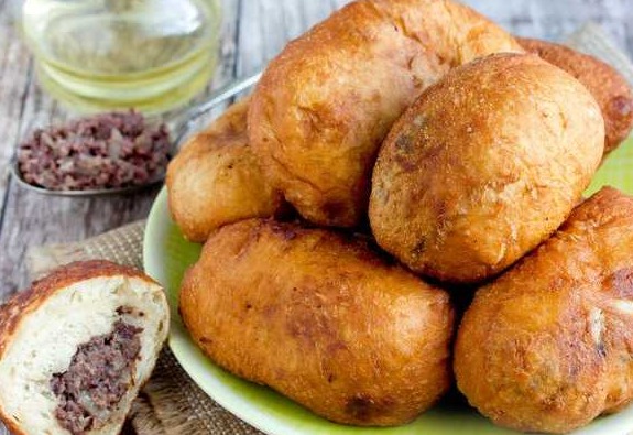 Orsk Pies from “Liquid” Dough, with Liver