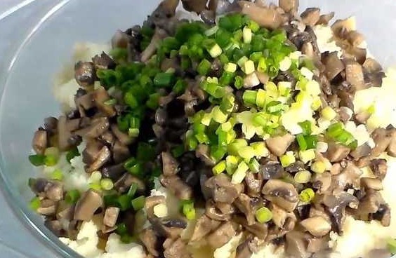 Fried Pies with Potatoes and Mushrooms step 2