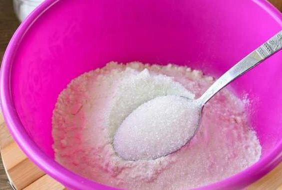 Sesame Yeast Buns step 1
