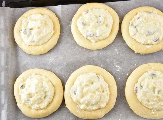 Cheesecakes with Cottage Cheese, Raisins and Lemon Zest step 14