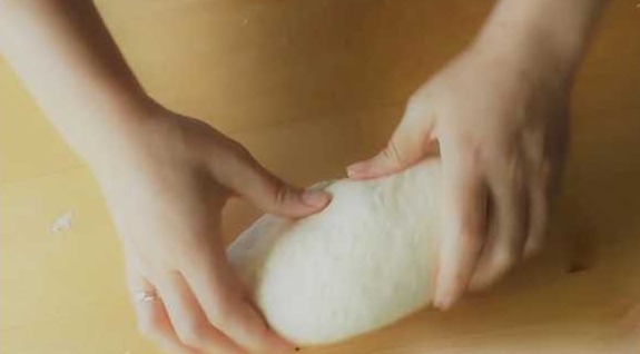 Garlic and Cheese Buns (Made from Yeast Dough) step 4