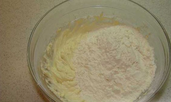 Delicious Shortbread Cookies step 2