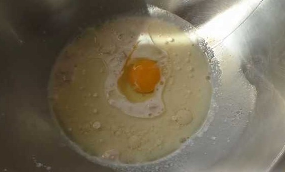 Yeast Buns with Dill and Cheese step 3