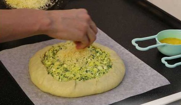Pie with Cabbage, Eggs, Herbs and Cheese step 8