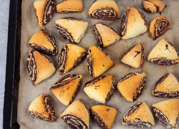 Shortbread Biscuits with Nut Filling step 14