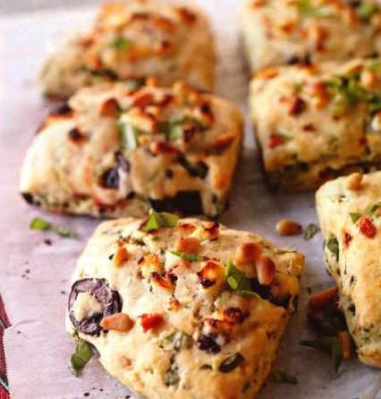 Shortcrust Pastry Bruschetta with Olives, Tomatoes and Herbs