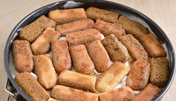 Tiramisu Cake step 4