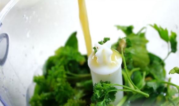 Vitamin Apple and Green Smoothie step 4